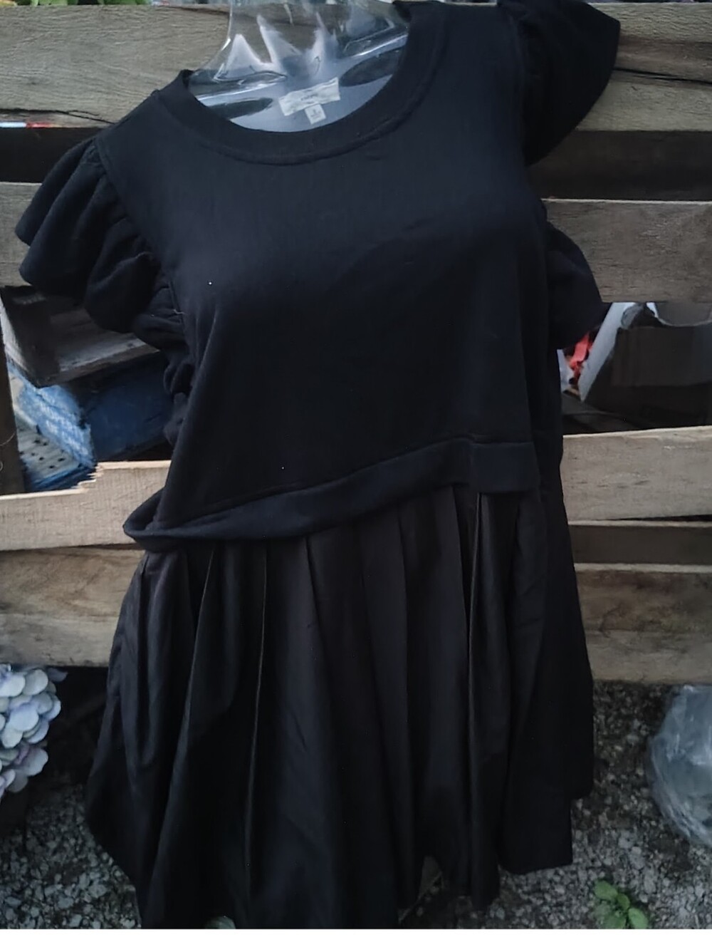 Black Ruffle Sleeve Midi Dress By Environment Small